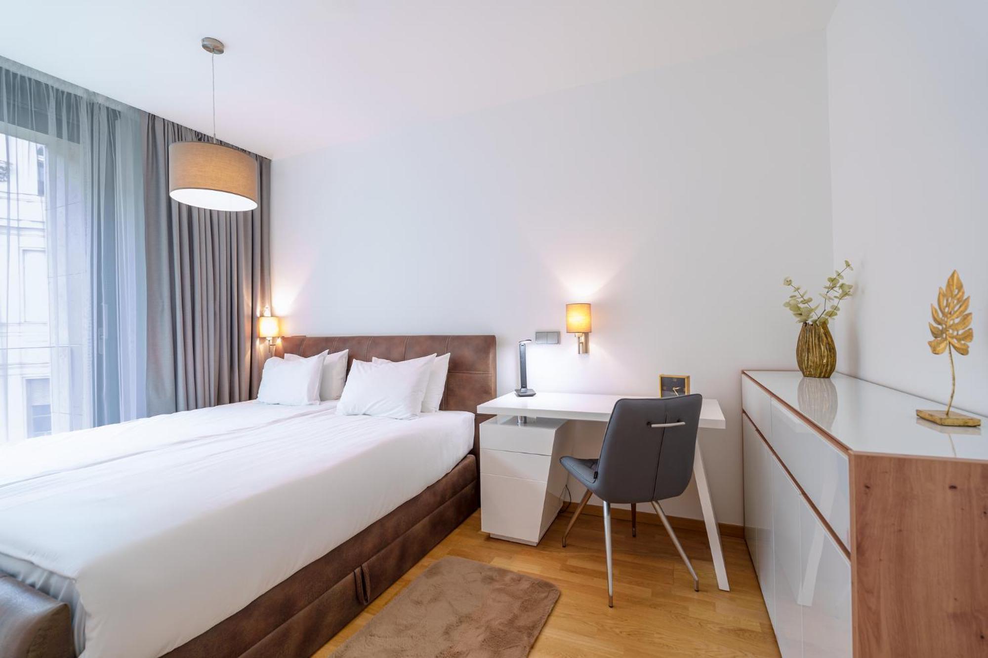 Emerald Downtown Luxury Suites By Continental Group Budapest Eksteriør bilde