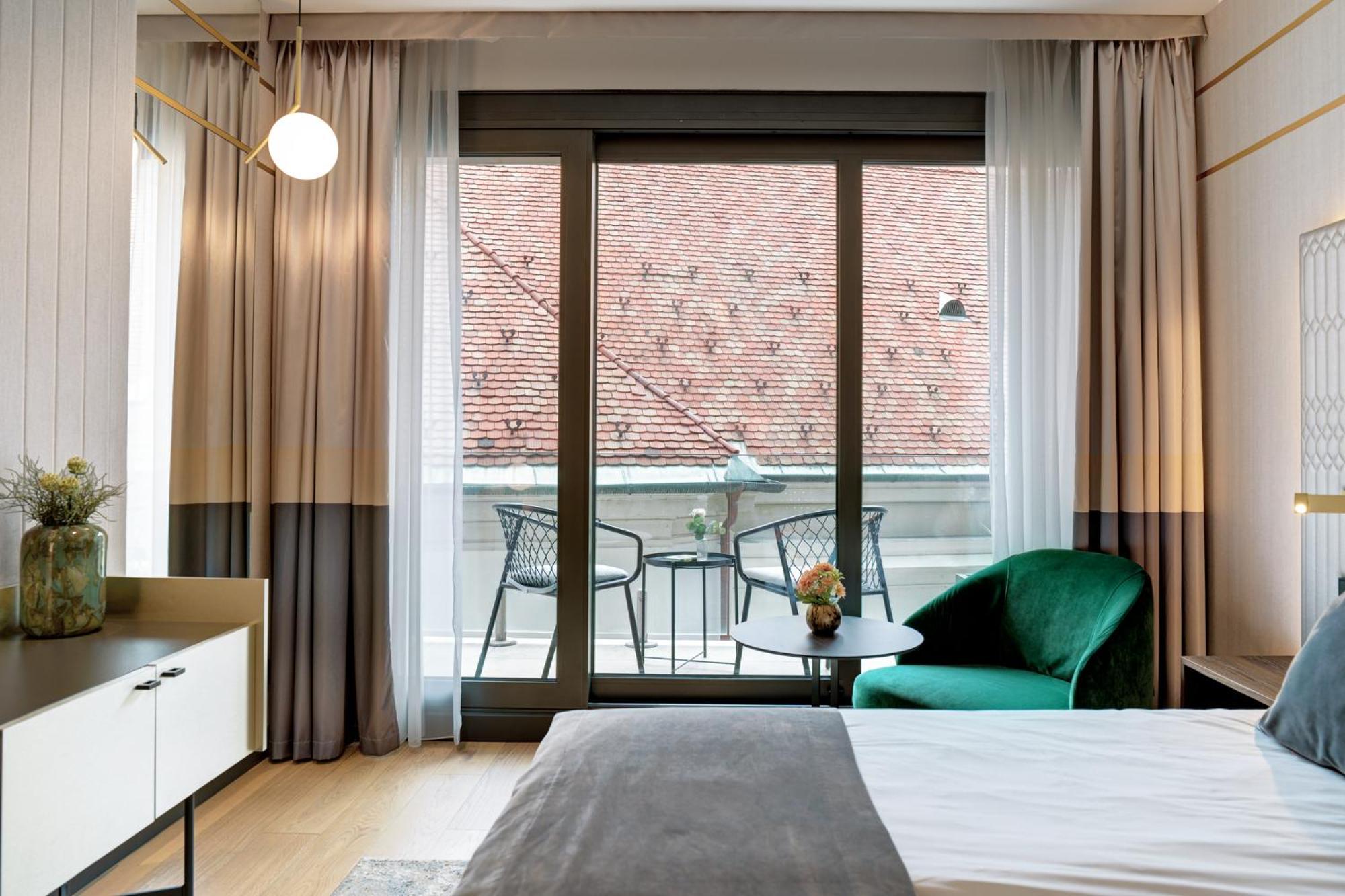 Emerald Downtown Luxury Suites By Continental Group Budapest Eksteriør bilde